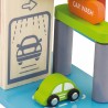 Statie de benzina cu parcare, lift si heliport