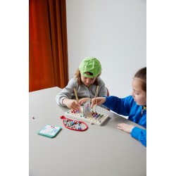 Duelul punctelor, joc educativ de logica si indemanare cu bile colorate, BS Toys